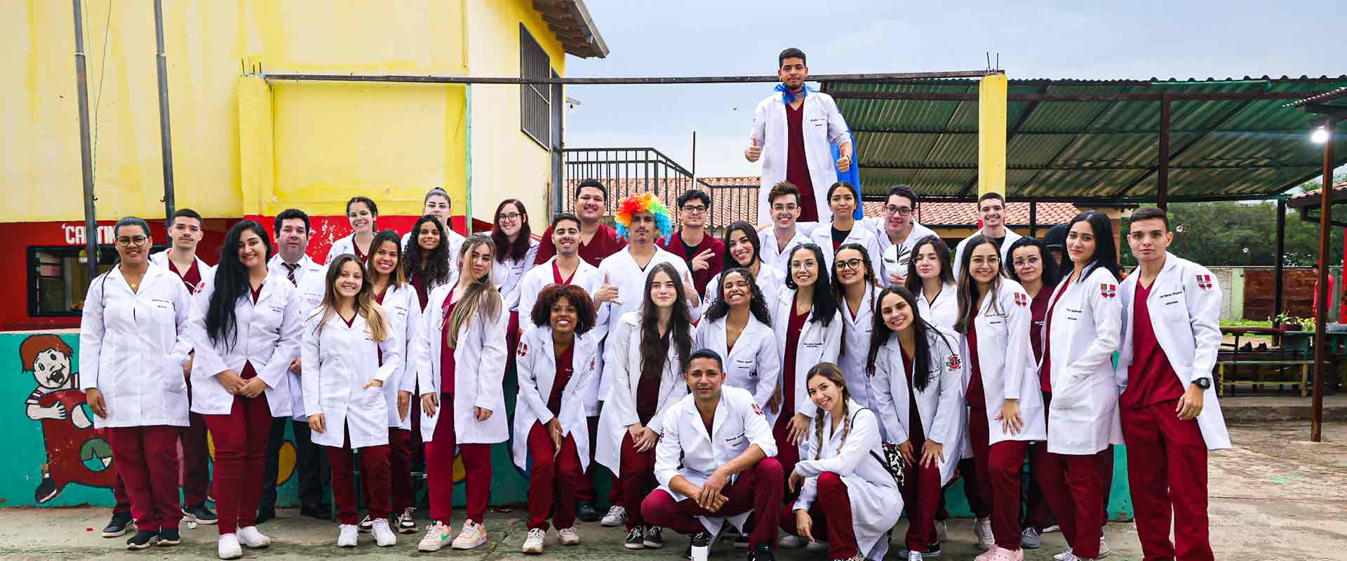 Colegio Nacional «La Amistad», del Barrio San Blas de Mariano Roque Alonso.